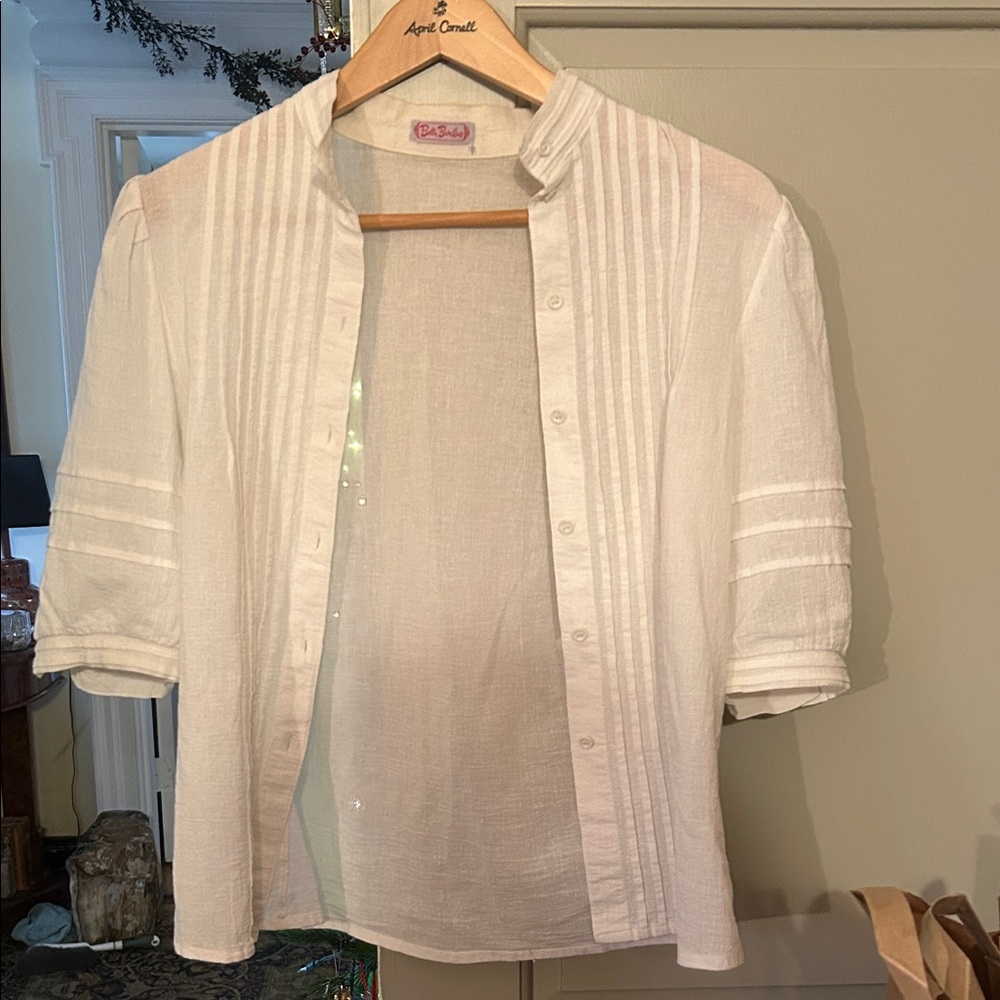 Elegant White Blouse with Pintuck Detailing